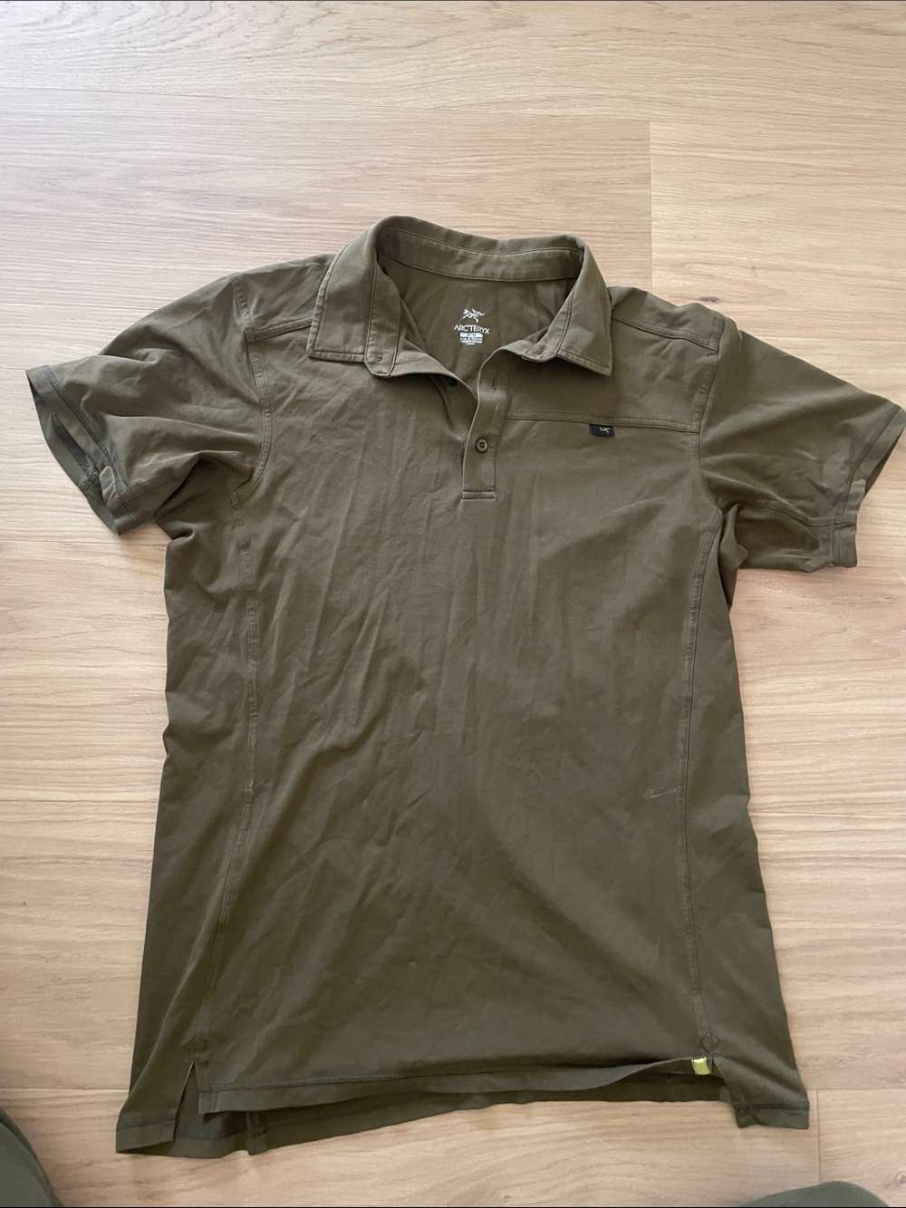 Arc'teryx Olive Polo Shirt - Men's Short Sleeve